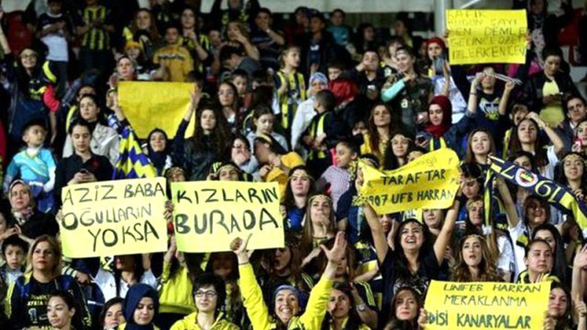 Fenerbahçe\'den \'Aslan Mezarı\' Koreografisi