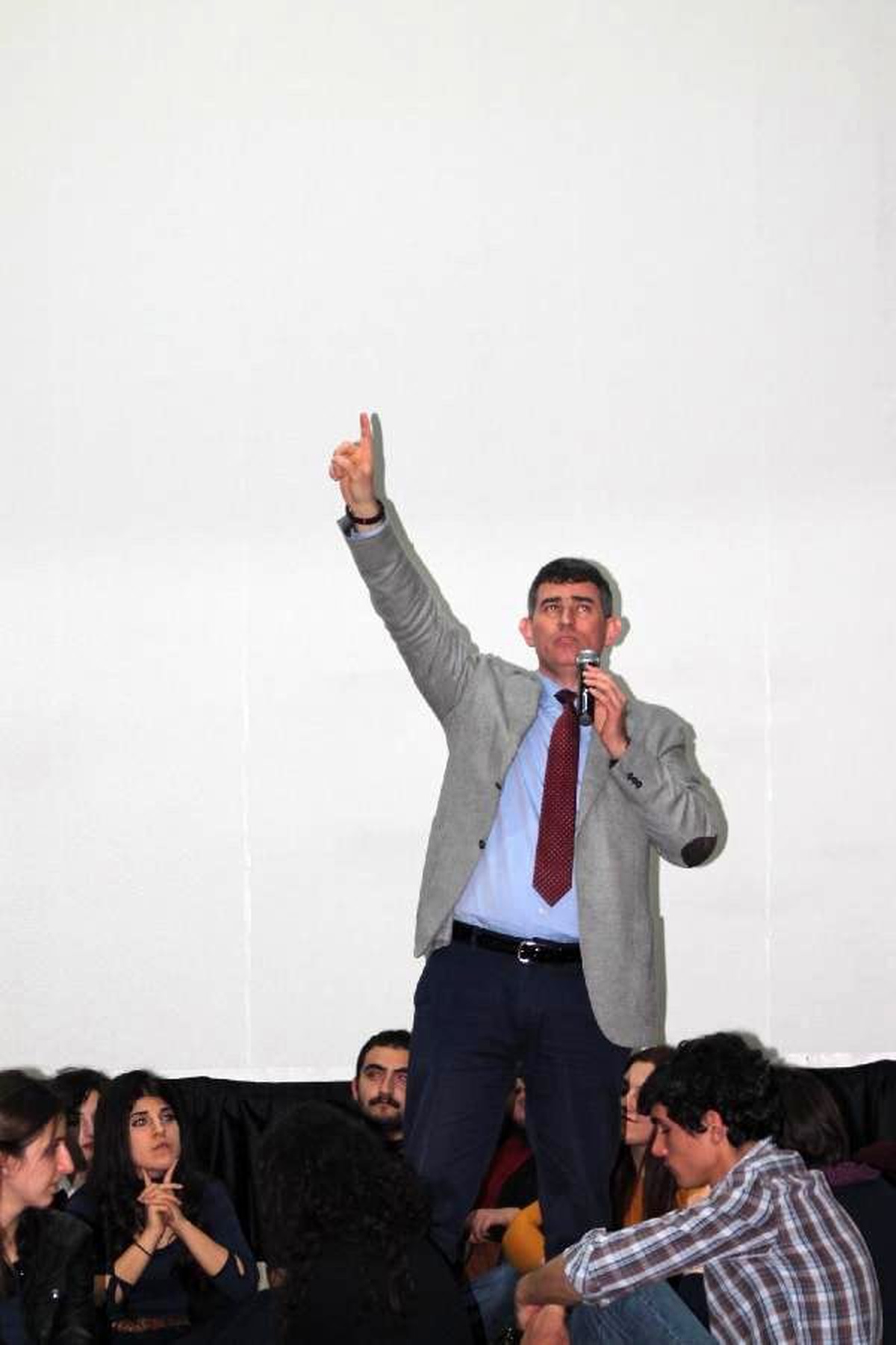 Feyzioğlu: Türkiye\'yi Özerklik ve Federasyon Tehlikesi Bekliyor