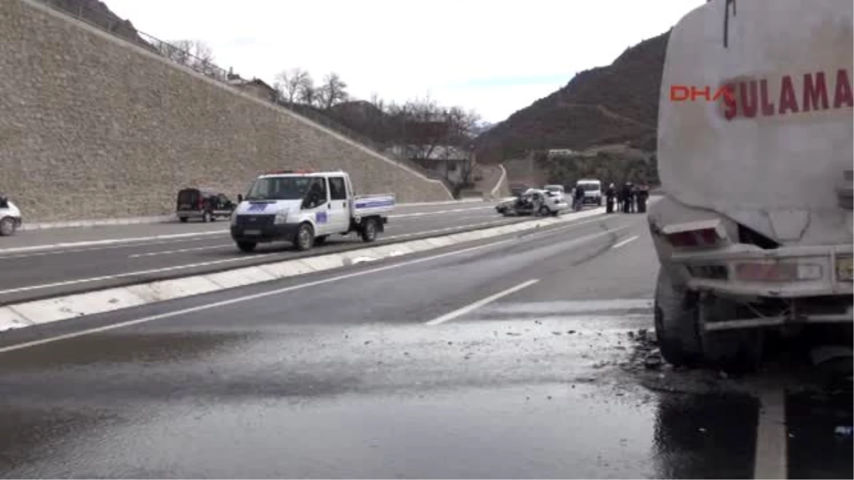 Gümüşhane\'de Trafik Kazası3 Ölü
