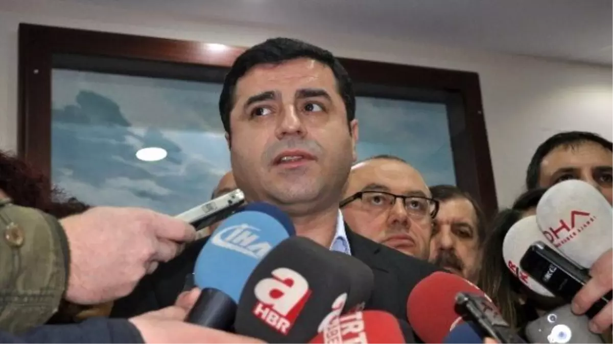 Hdp Lideri Demirtaş: "İç Güvenlik Paketinin Pansuman ile Düzelecek Bir Tarafı Yok"