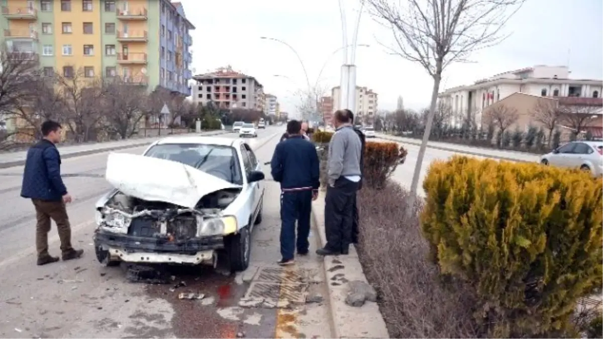 Kazan\'da Trafik Kazası: 1 Yaralı