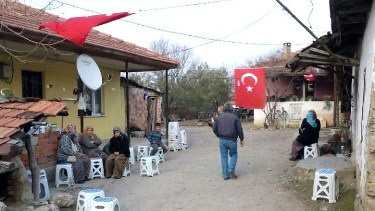 Şehit Astsubay\'ın Baba Ocağı\'nda Yas Var