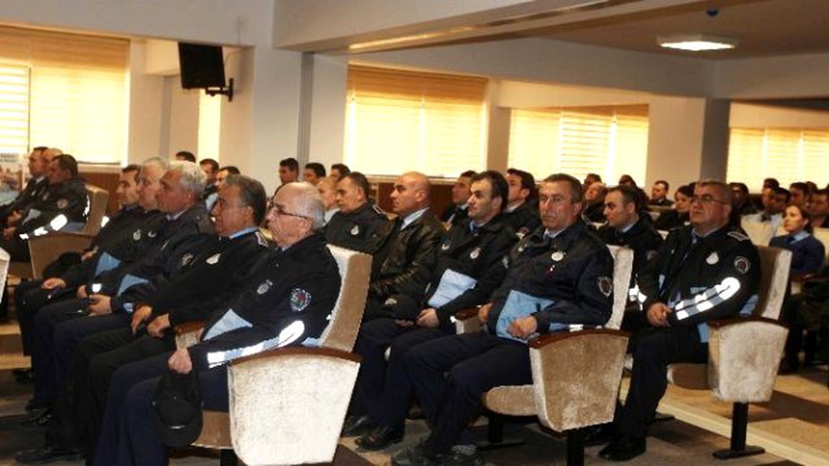 Yenimahalle Belediye Başkanı Yaşar, Zabıtalarla Buluştu