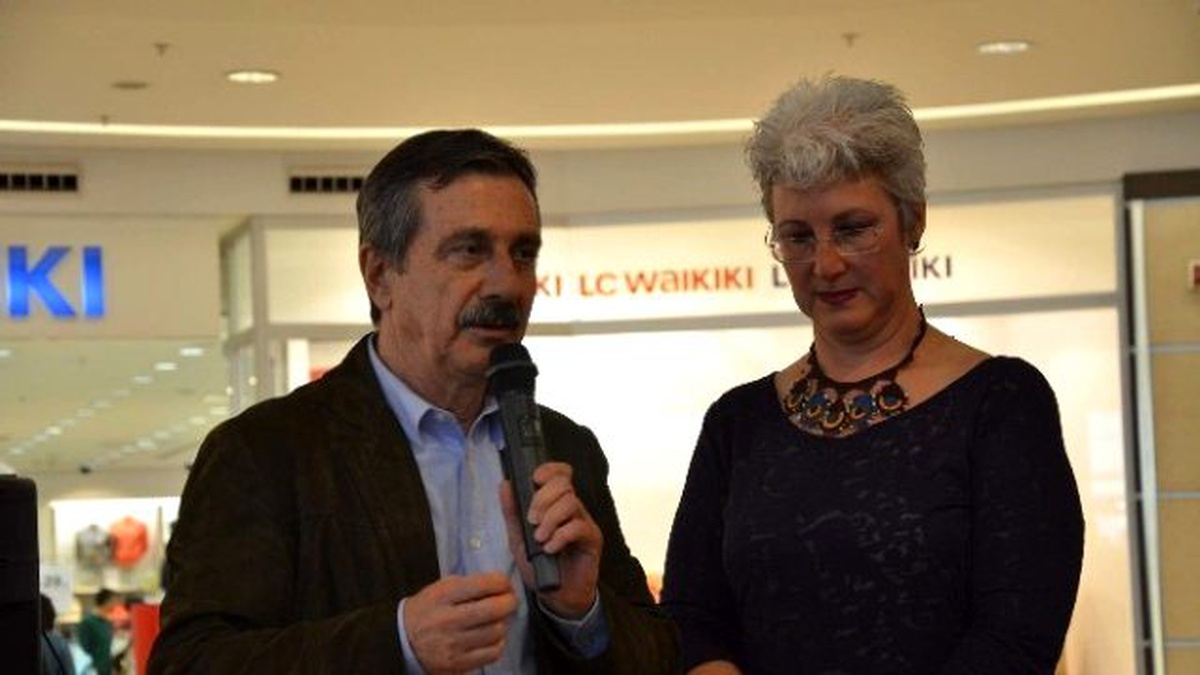 Metrelik Tuvale Kadına Yönelik Şiddetin Resmini Yaptılar