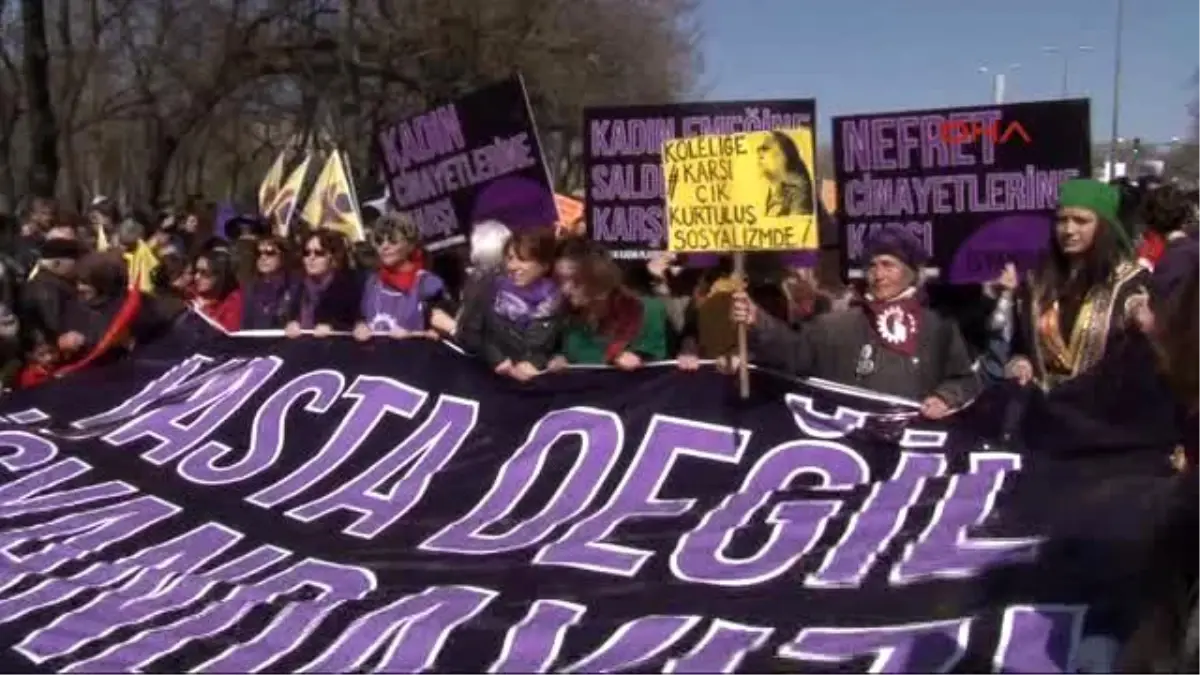 Başkent\'te Kadınlardan Renkli Dünya Kadınlar Günü Kutlaması