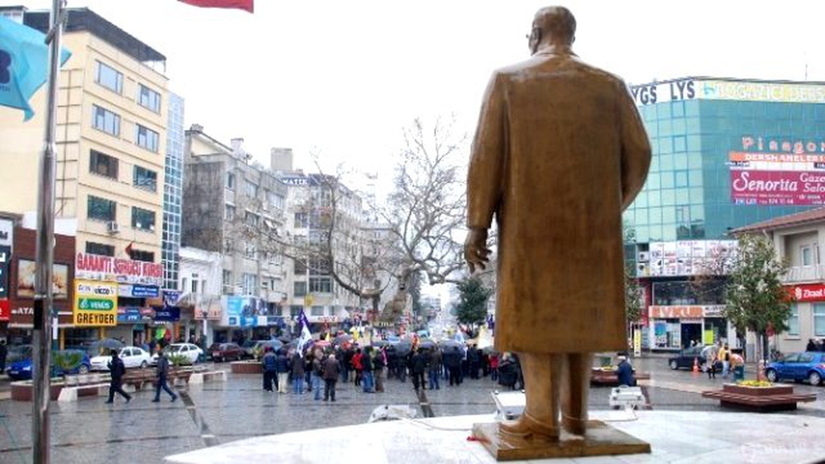 Demokrasi Platformu Kadınlar İçin Yürüdü