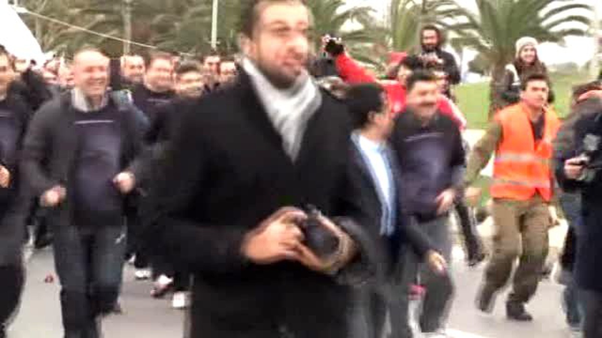 Erkekler, ?kadına Şiddete Hayır? Diyerek Koştu