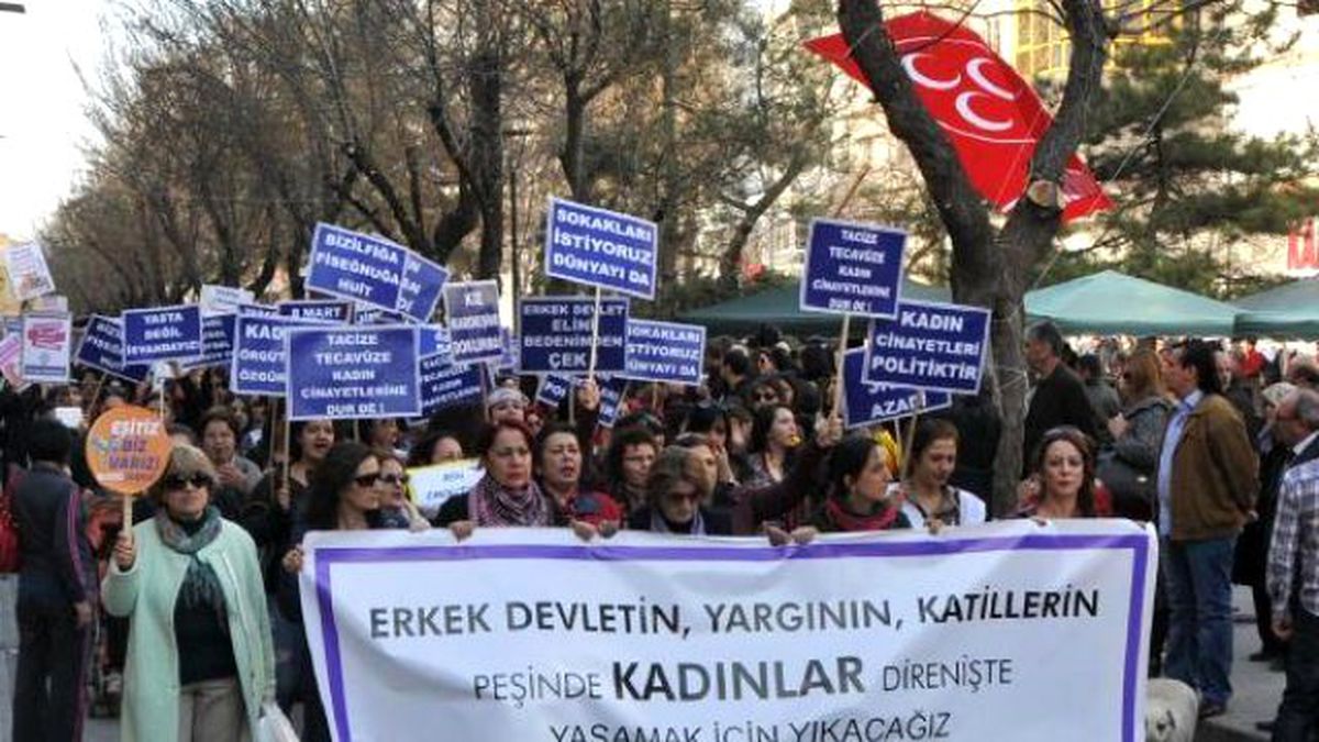 Eskişehir\'de Kadınlar Yürüdü