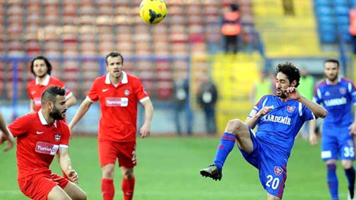 Kardemir Karabükspor – Gaziantepspor Soyunma Odaları
