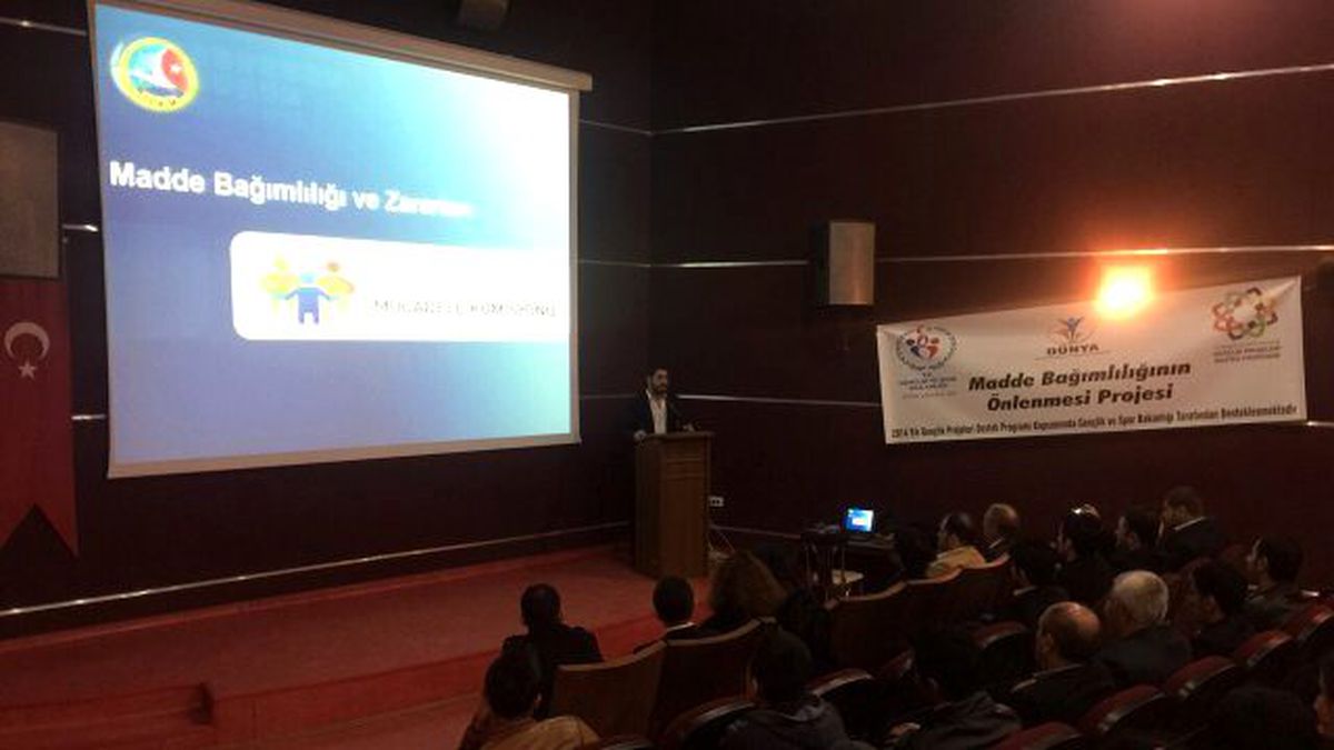 Madde Bağımlıları Semineri Verildic