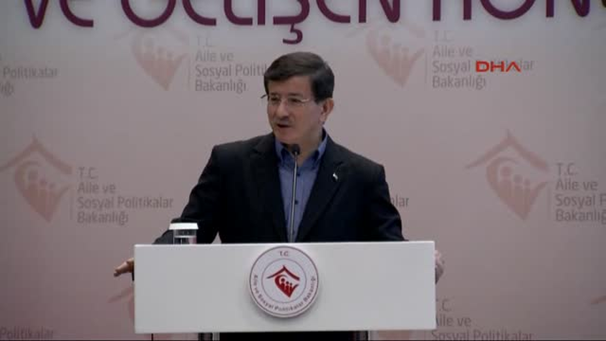 Mardin - Başbakan Davutoğlu Türkiye?de Kadının Değişen ve Gelişen Konumu Panelinde Konuştu 3