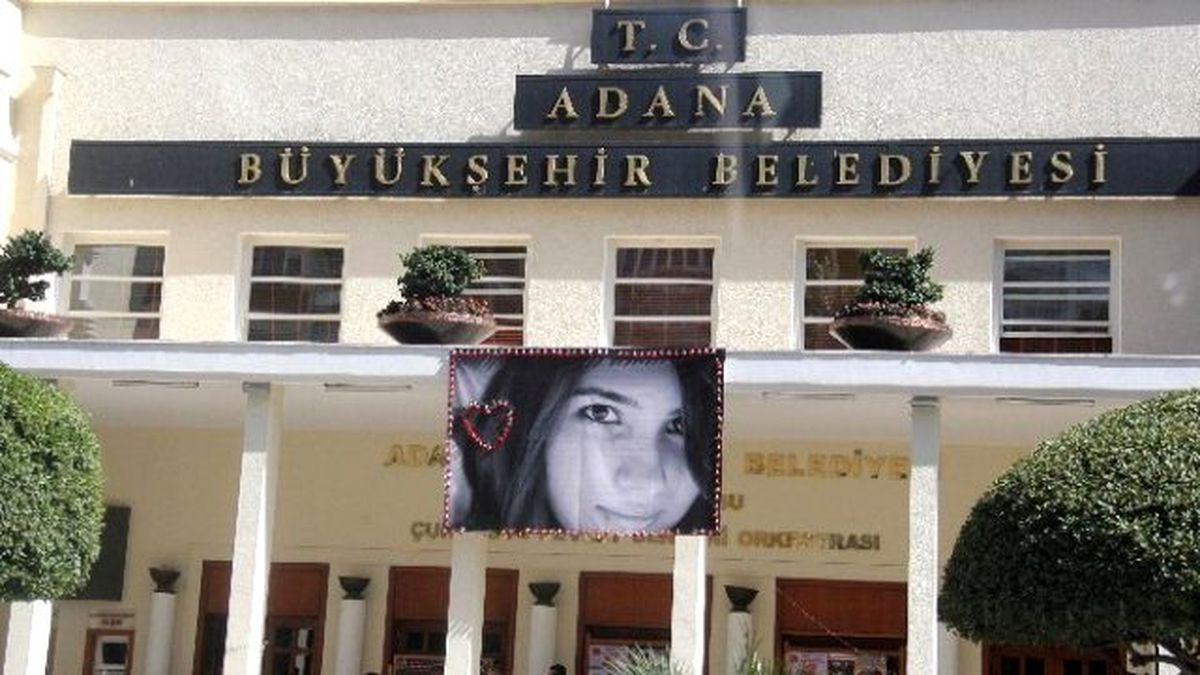 Özgecan Kadına Şiddetin Simgesi Oldu