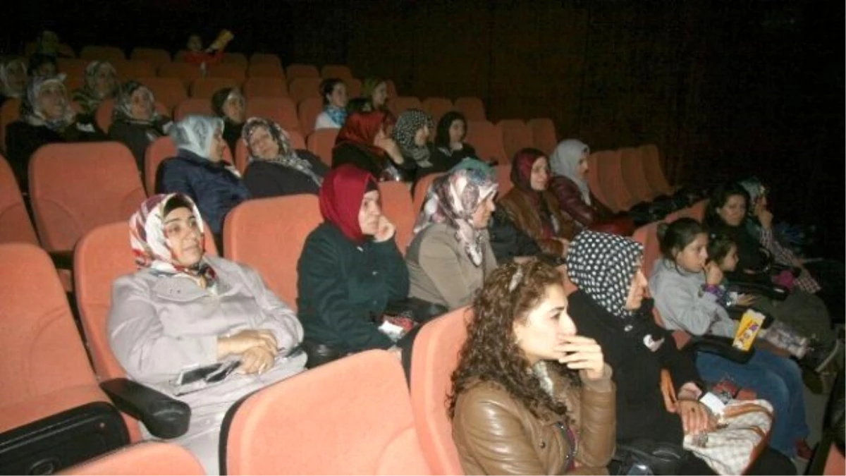 Tekrar) Kadınlar İlk Defa Sinema ile Tanıştı