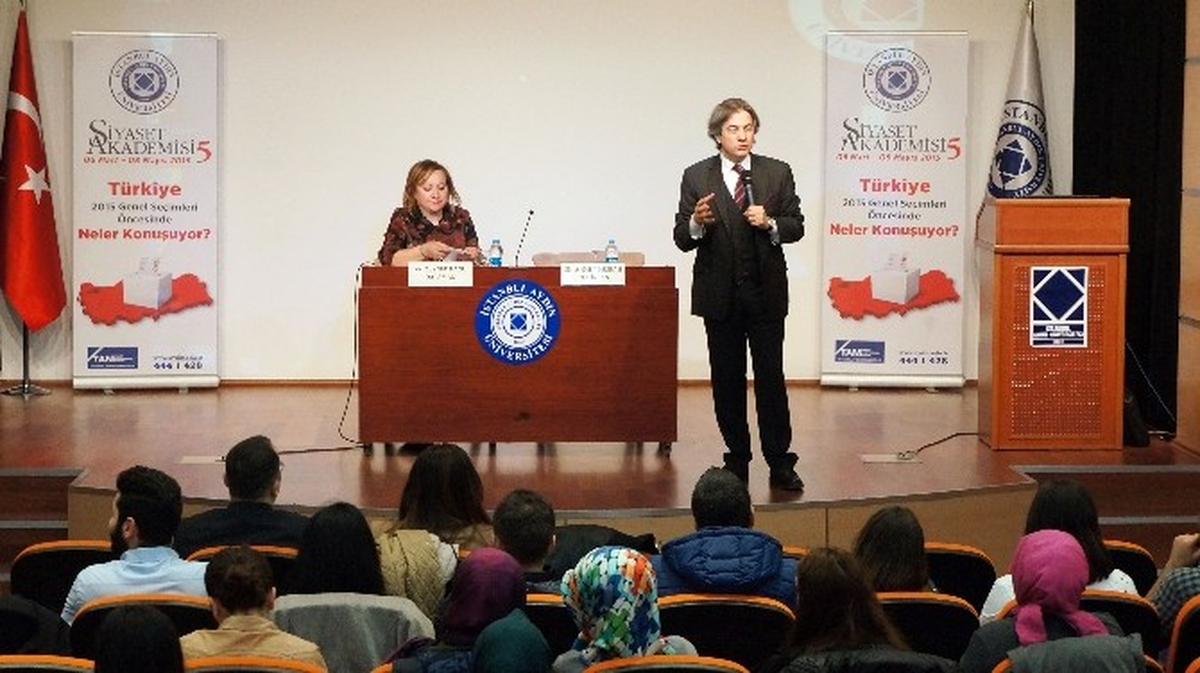 Ahmet Misbah Demircan: "Muhalefet, Muhalefet Olma Nedeniyle Herşeye Karşı Çıkıyor"