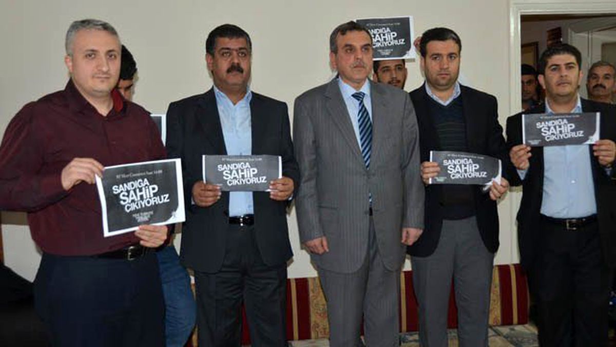 AK Parti\'de Sandık Provası