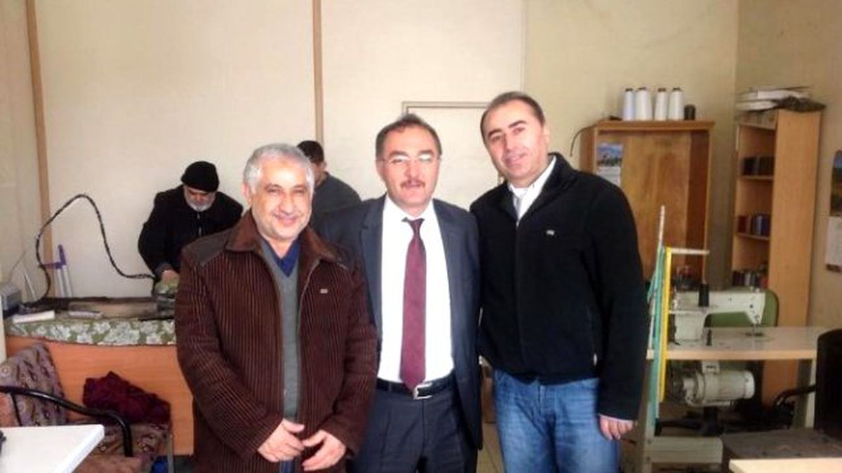 AK Parti Yozgat Milletvekili Aday Adayı Kahramanoğlu, Sorgun\'da Esnafı Ziyaret Etti