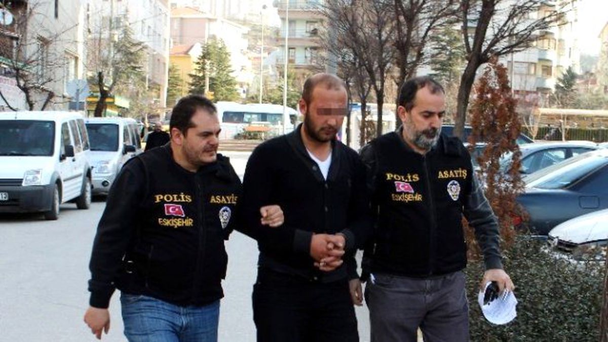 Baba ve Kardeşini \'Ava Gitme\' Meselesinden Yaralamış