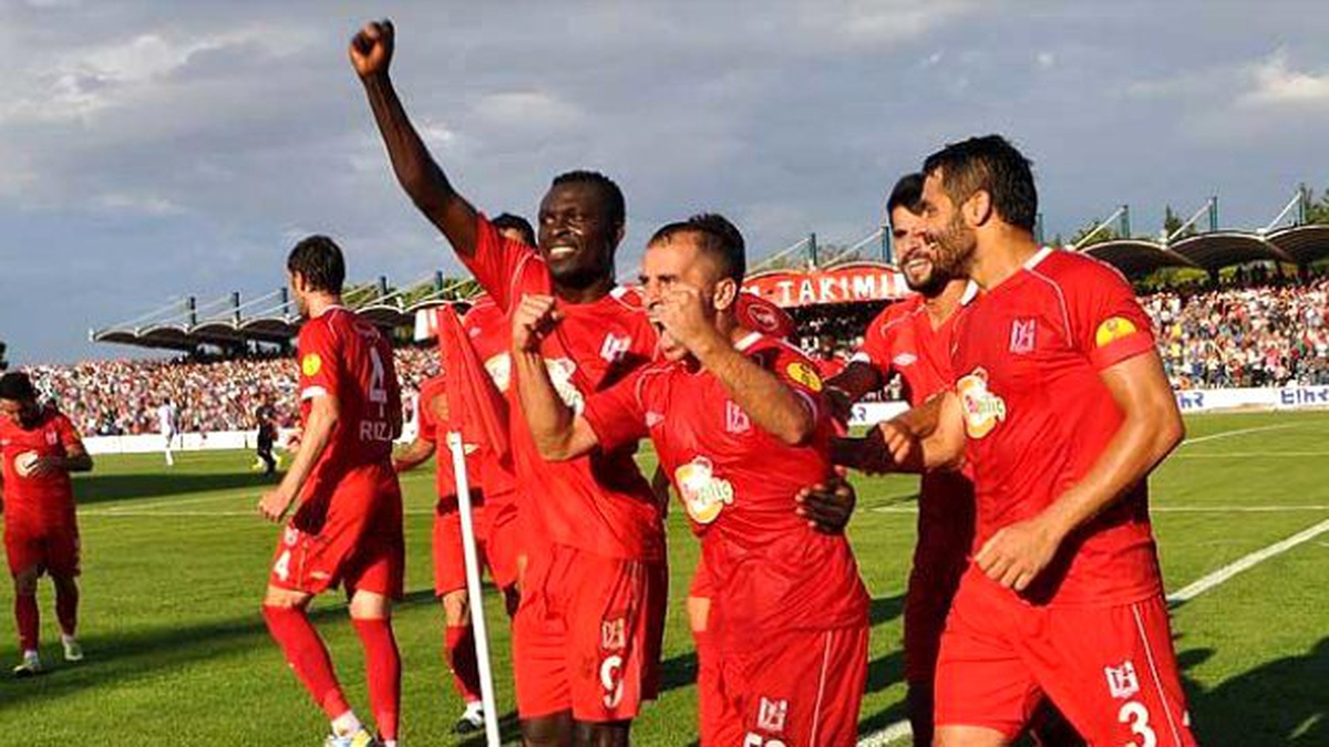 Balıkesirspor Umutlarını Sürdürüyor