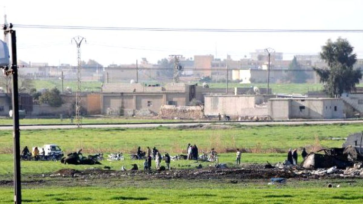 Bombardıman Sonra Işid\'in Rafinerisi Kullanılamaz Hale Geldi