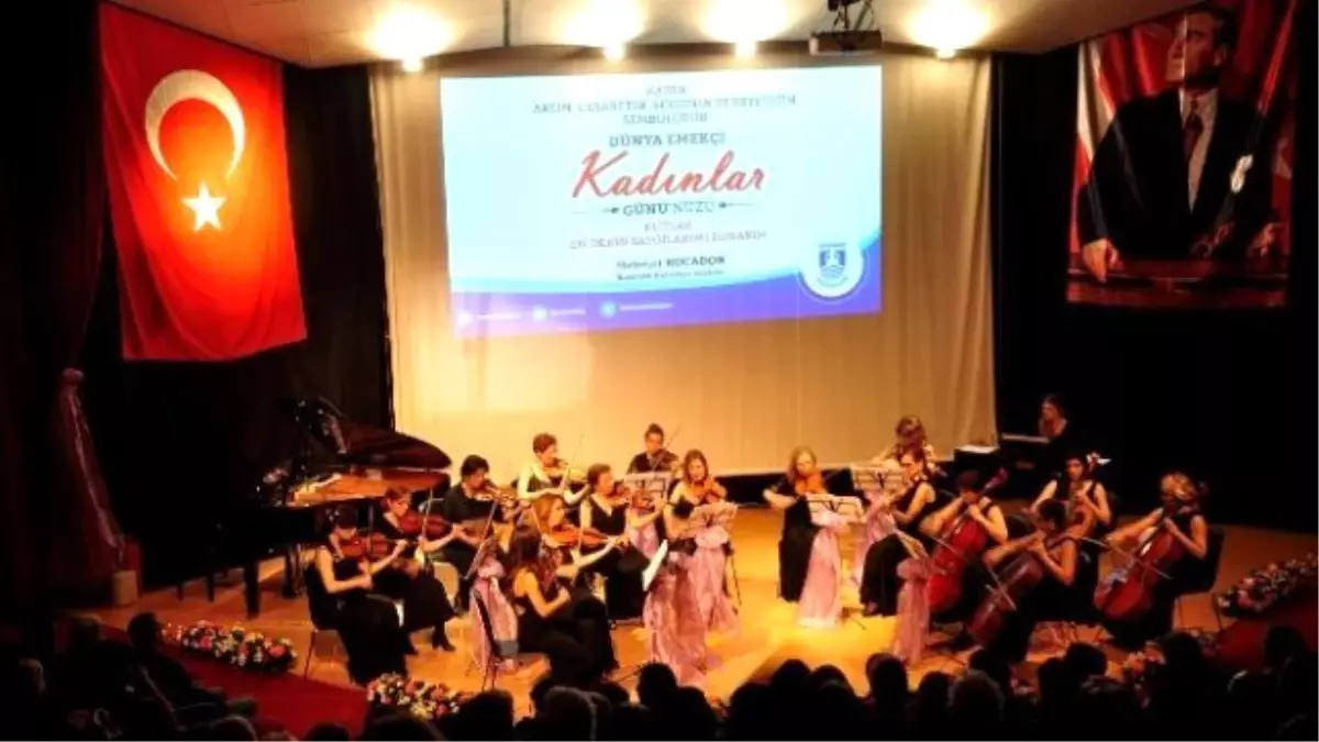 Çağdaş Kadınlar Bodrum\'da, Kadınlar Günü\'ne Özel Konser Verdi