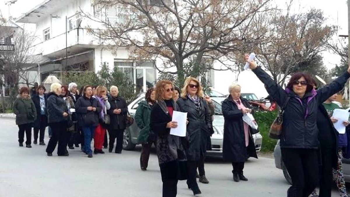 Bodrum\'da CHP\'li Kadınlar Mumcular Mahallesinde Bir Araya Geldi