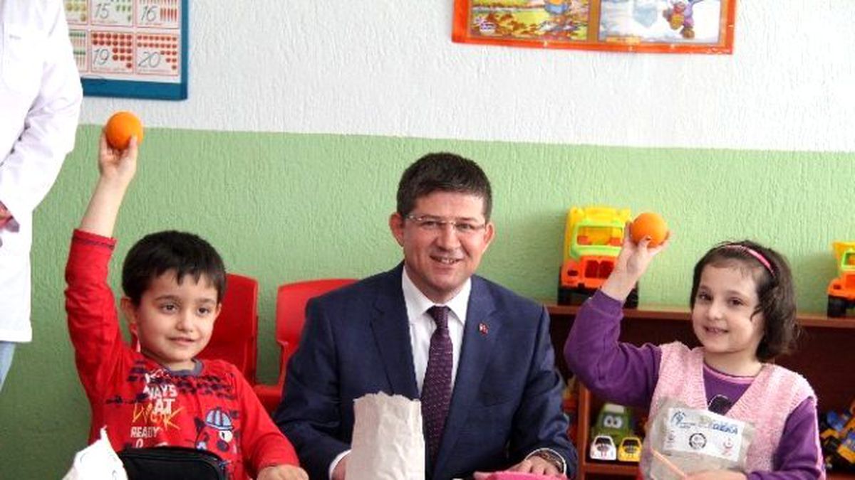 Denizli\'de Obezite ile Mücadele Okullarda Başladı