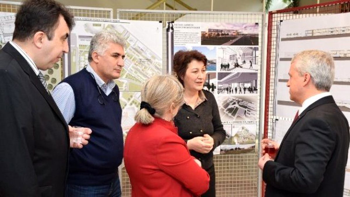 Genç Mimarların Çalışmaları Sergilendi