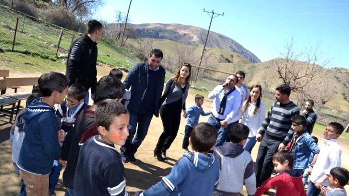 Gençlikevi Gönüllüleri İlkbahara Köy Çocuklarıyla Girdi