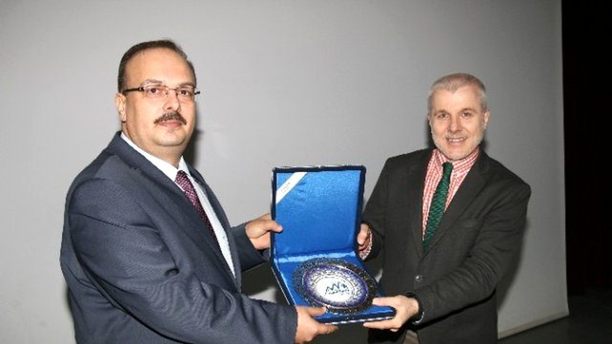 Hakkâri\'de \'İletişim ve Motivaston\' Konulu Seminer