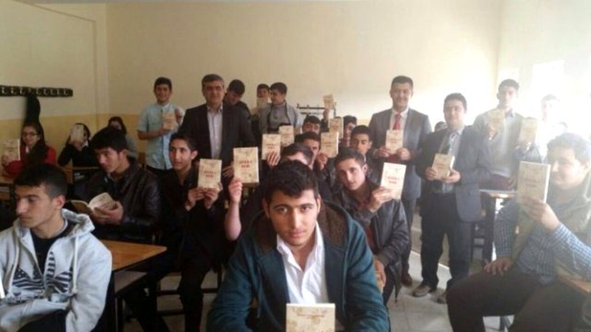 İlçe Müftülüğü Kitap Dağıttı