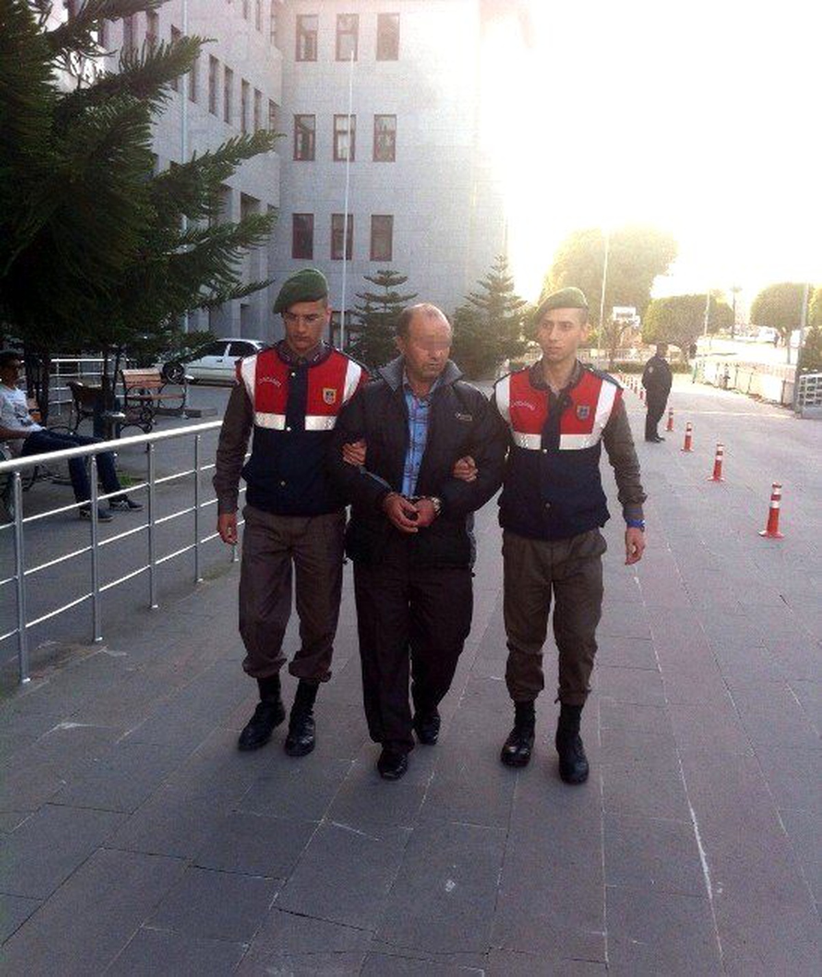 Jandarmanın Şüphesi Tacizciyi Yakalattı