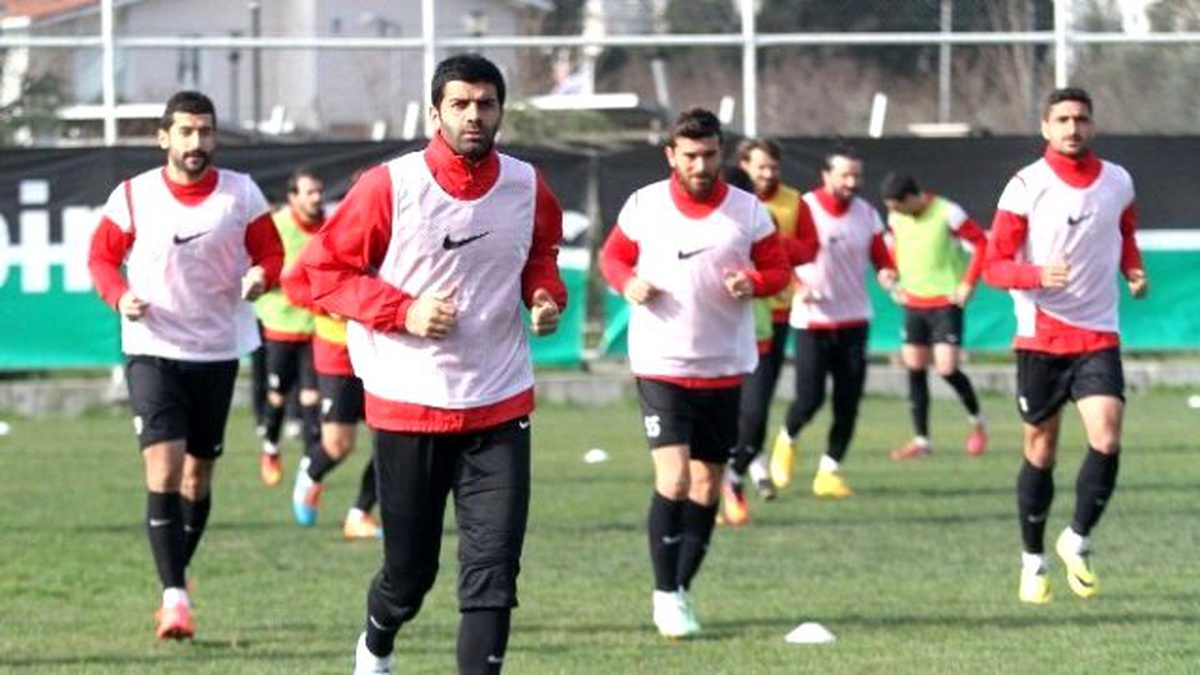 Kocaeli Birlikspor\'da Pazarspor Maçı Hazırlıkları