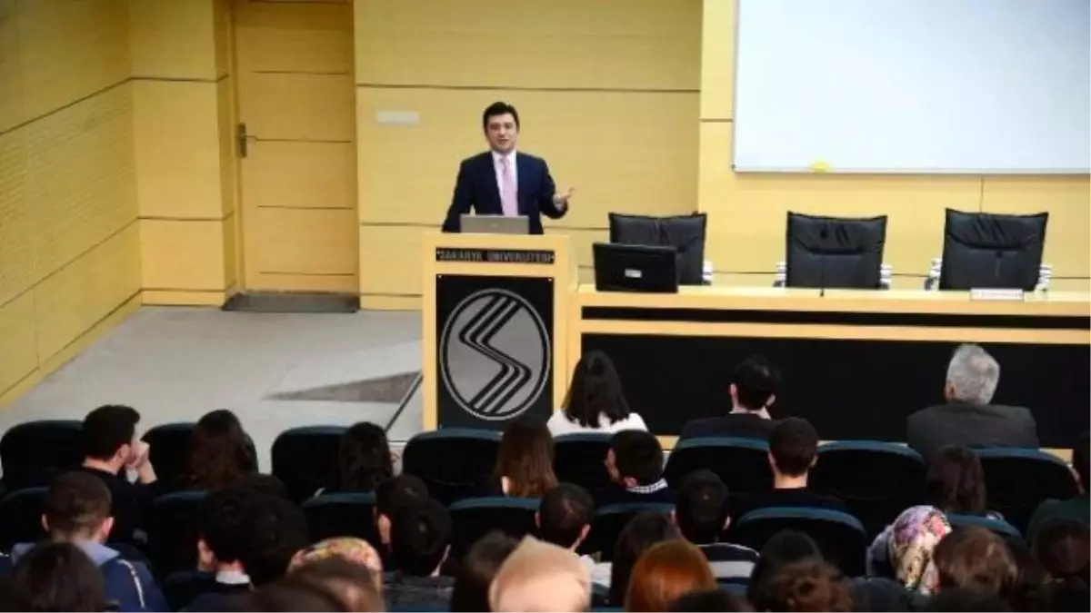 Küresel Rekabet ve Türkiye Ekonomisinde Yeni Normaller' İsimli Konferans Düzenlendi