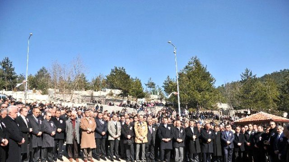 Mehmet Feyzi Efendi, Kabri Başında Anıldı