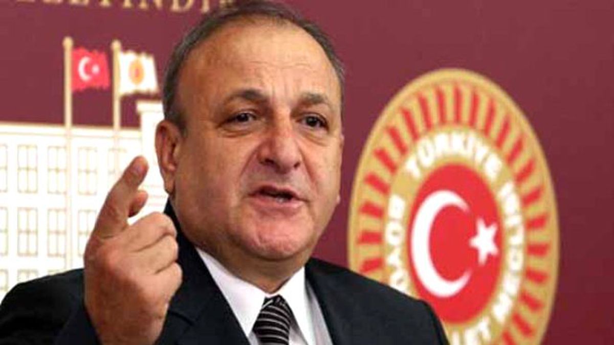 MHP\'li Vural\'dan Parti Kapatma İddialarına Cevap