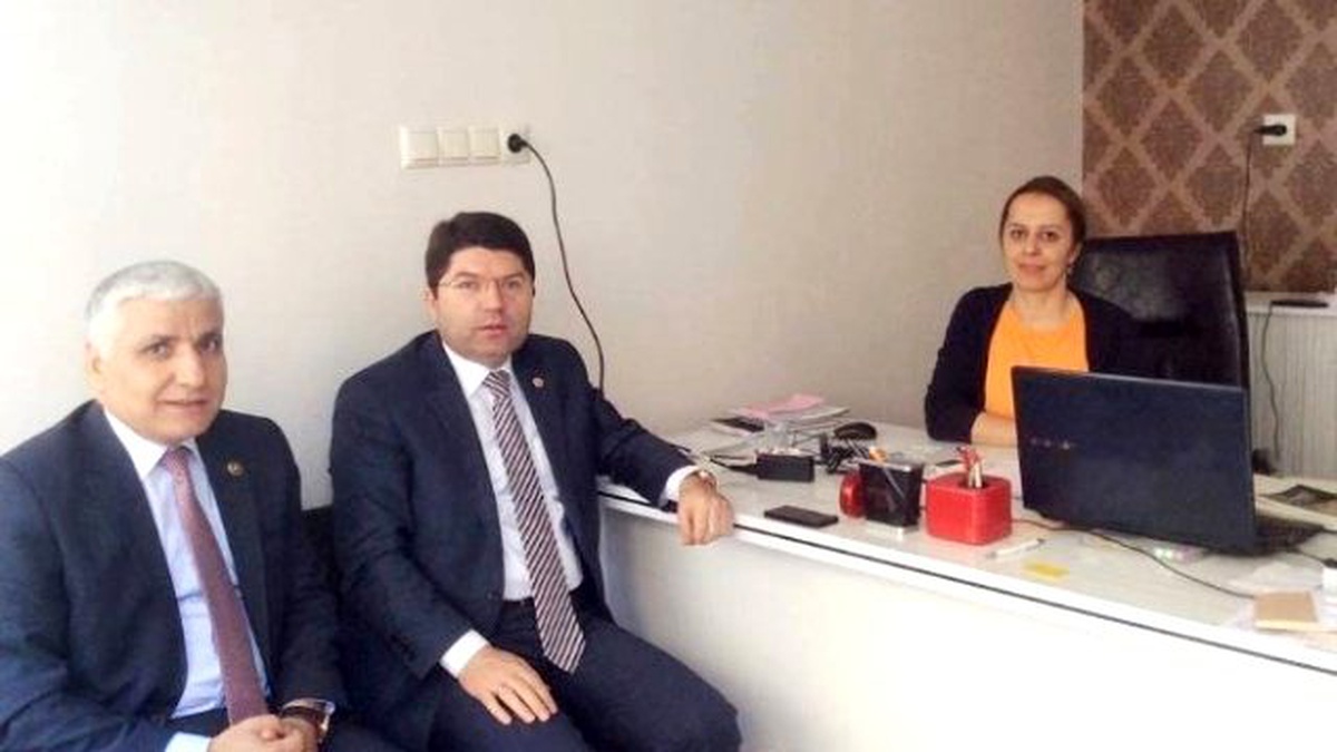 Milletvekili Tunç Tuna Mahallesi Muhtarını Ziyaret Etti