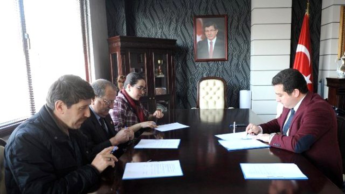 Muhtarlar "İnsan Odaklı Hizmet" İçin Mahalle Konaklarında Hizmet Verecek