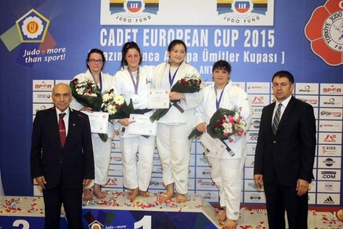 Nazım Canca Ümitler Judo Avrupa Kupası\'nda Madalya Yağmuru