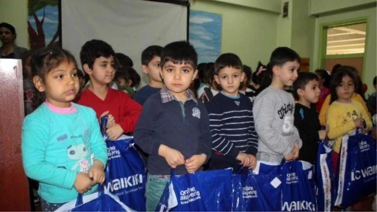 Okul Öncesi Öğrenci Çocuklara, Sosyal Yardımlaşma Dersi