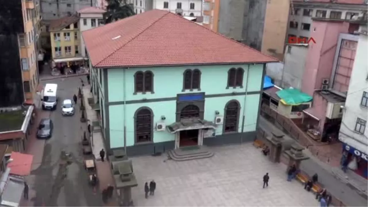 Rize?de Tarihi Orta Cami\'nin Yıkımı Yine Gündemde