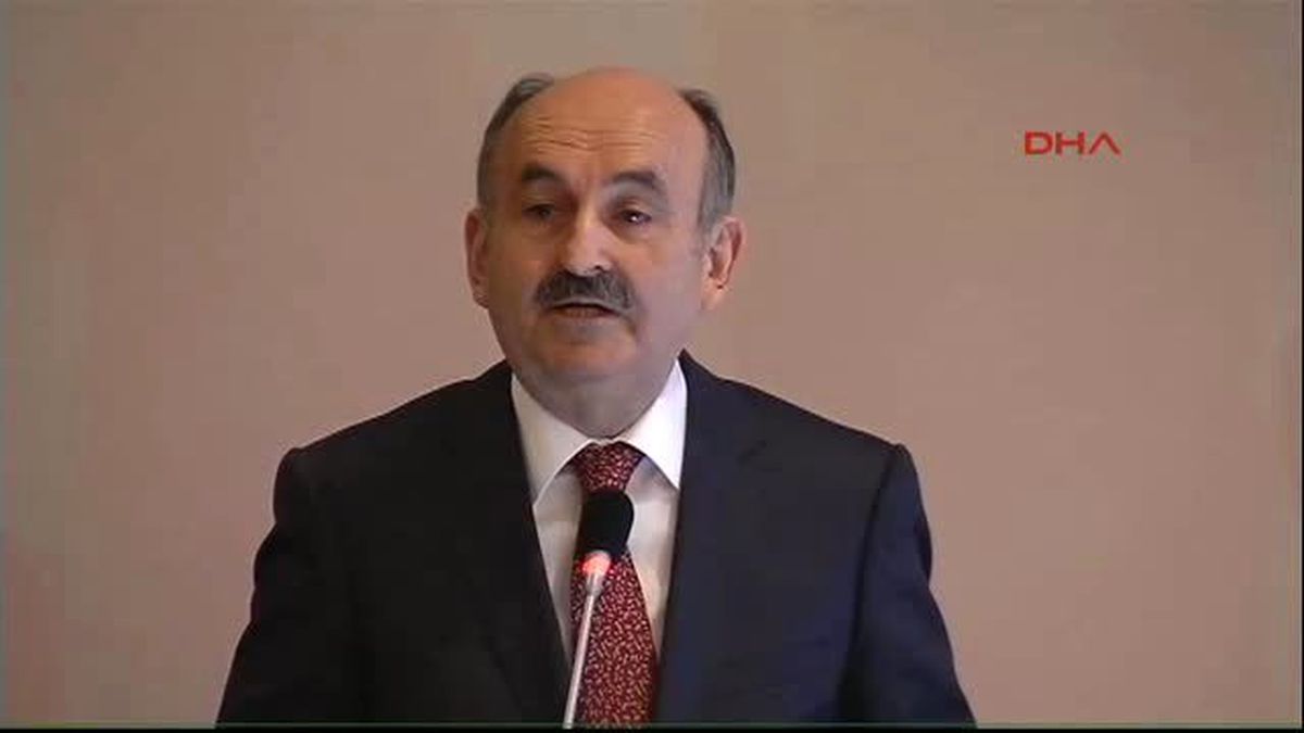 Sağlık Bakanı Müezzinoğlu, \'Kadınlarda Obezite ve Etkileri\' Konulu Sempozyumda Konuştu 3