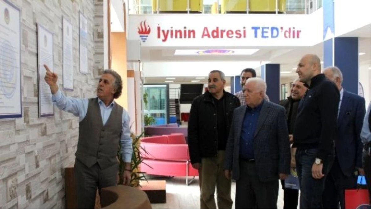 Ted\'e 28 Yıl Aradan Sonra Anlamlı Ziyaret