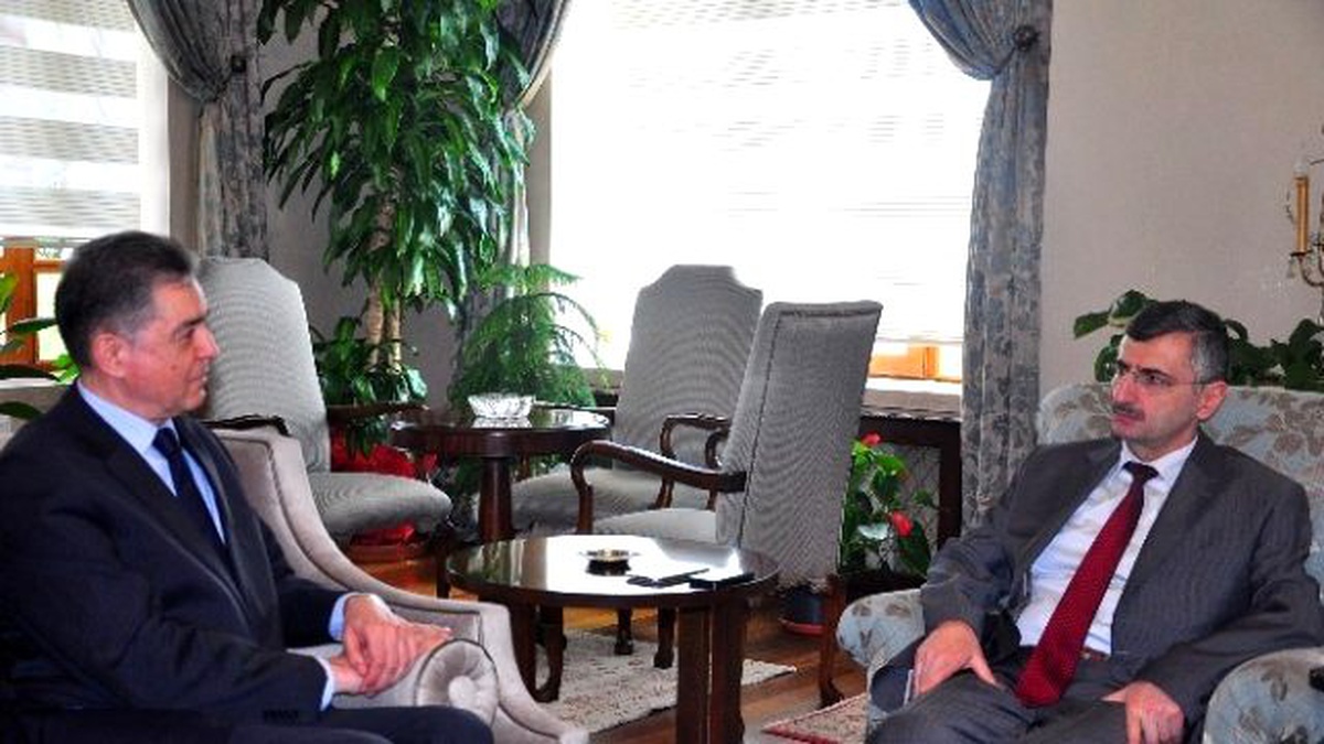 Tunus Büyükelçisinden Vali Bektaş\'a Ziyaret