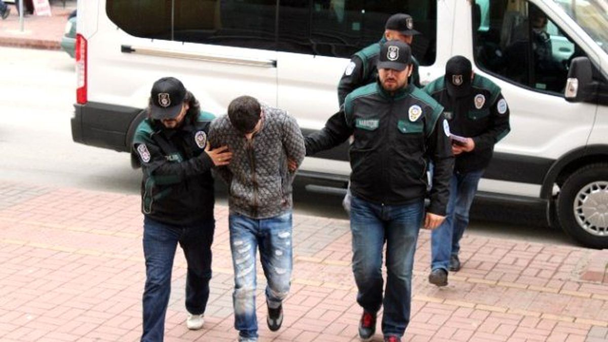 Üç İlde Eş Zamanlı Uyuşturucu Operasyonu: 5 Gözaltı