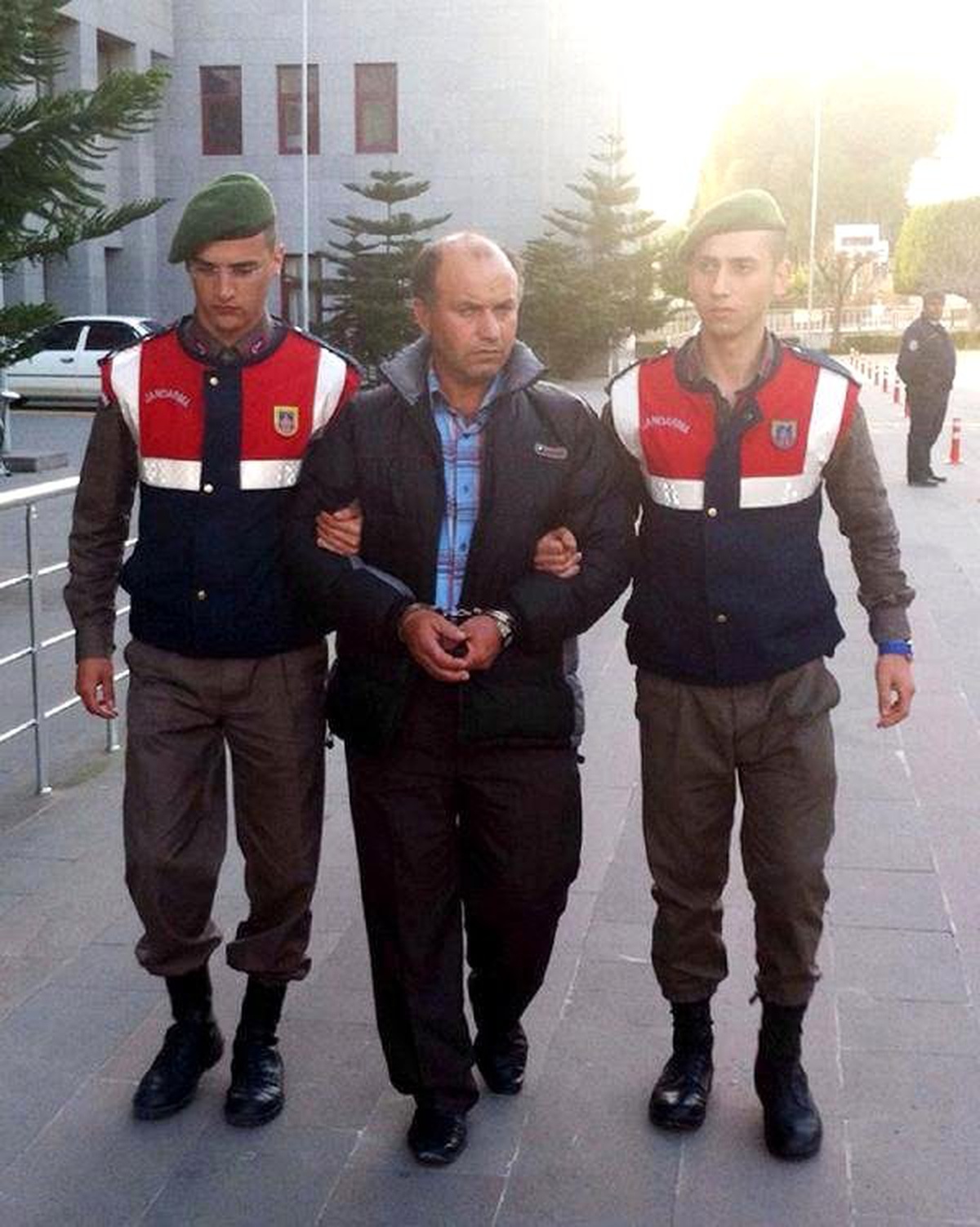 Üvey Kızına Cinsel Saldırıdan Aranan Şüpheli Yakalandı