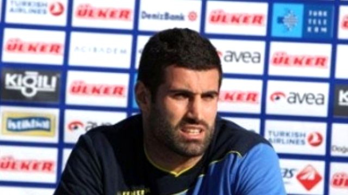 Fenerbahçe\'nin Milli Kalecisi Volkan Demirel Açıklaması