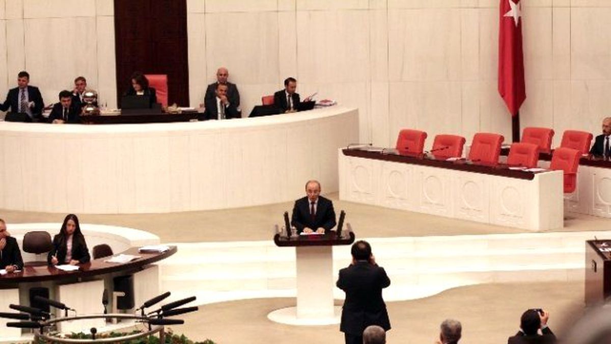 Yeni Bakanlar Yemin Etti