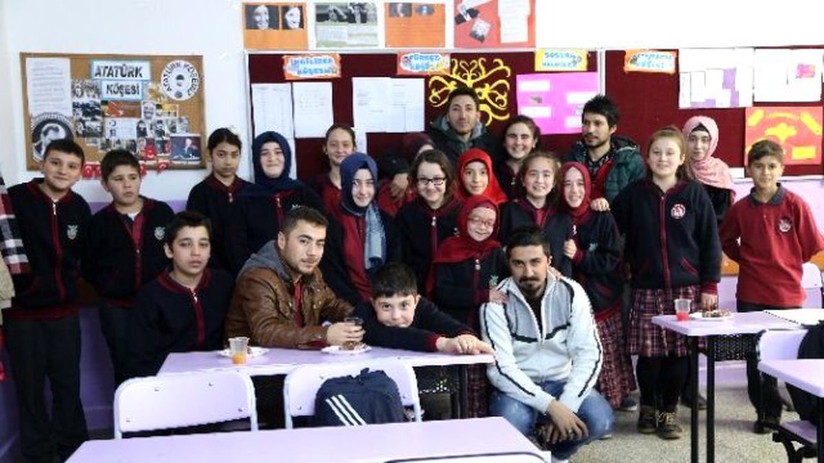 Kültür 12 Dilde Hayat Buluyor
