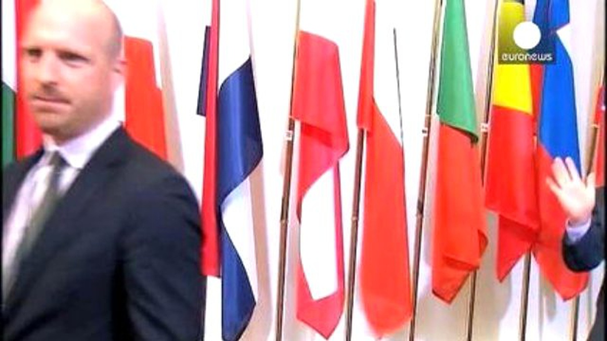 AB\'den Atina\'ya Müzakereler İçin "Şartlı" Evet
