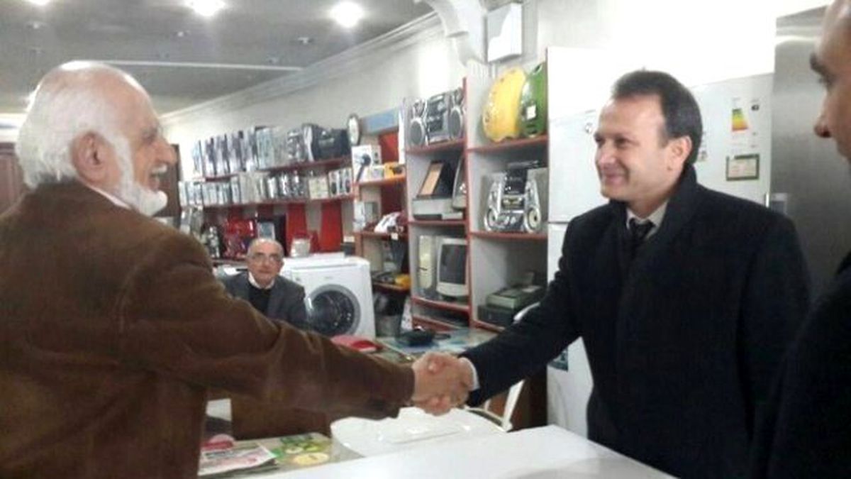 AK Parti Erzurum A. Adayı Türetken\'e Esnaftan Sıcak İlgi